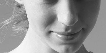 Small Chin & Chin Dimpling